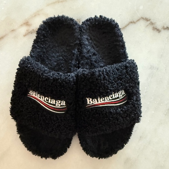 Men’s Balenciaga Furry Slide Sandals - Picture 1 of 6